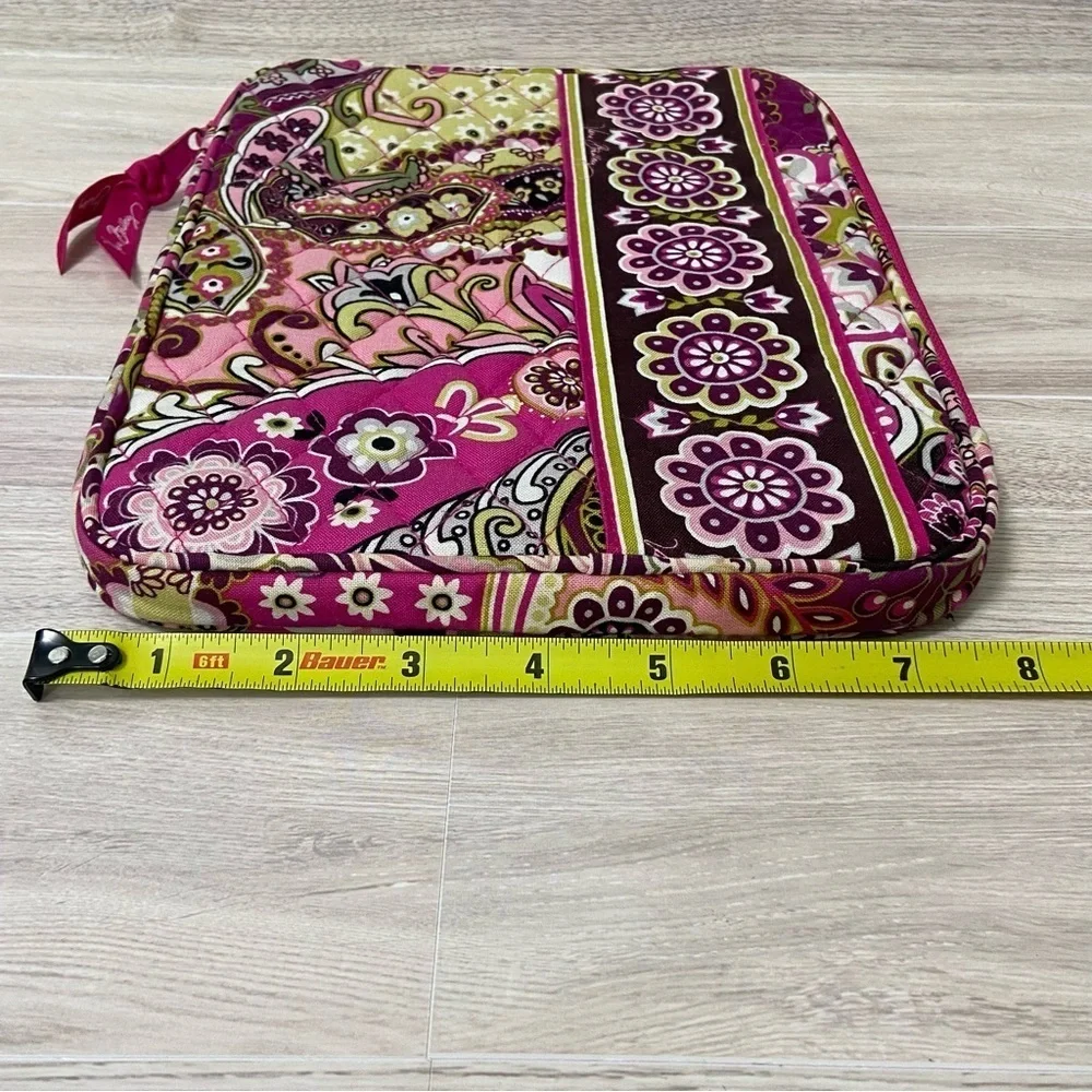 VERA BRADLEY / Very Berry Paisley Tablet Sleeve Case